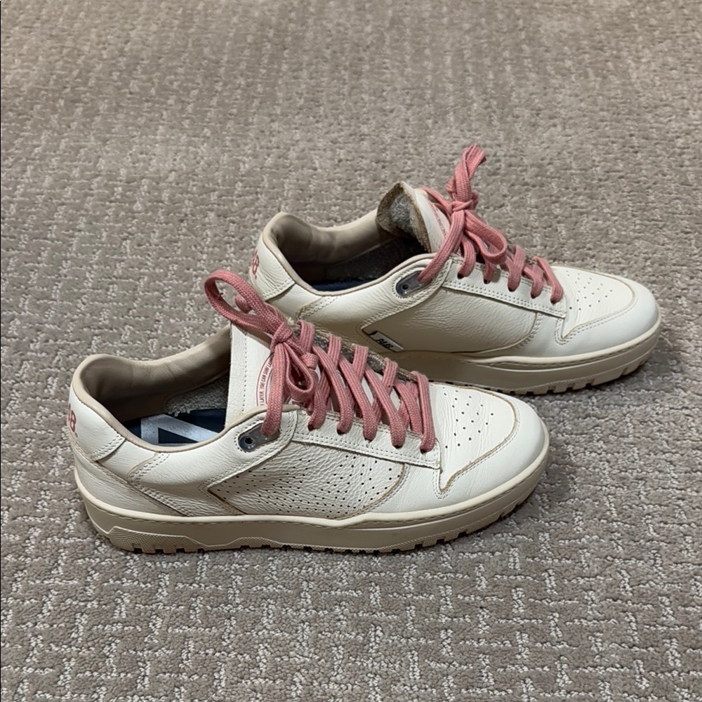 P448 Mason Cream Sneaker with Pink Laces